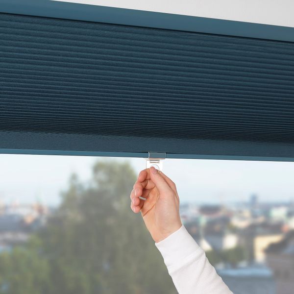 Затемняющие сотовидные жалюзи, синий 120x155 см IKEA HOPPVALS ХОППВАЛС 404.538.86 - фото 2