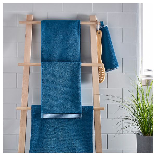 Банное полотенце, синий 70x140 см IKEA ВИКФЬЕРД 704.147.23 - фото 3