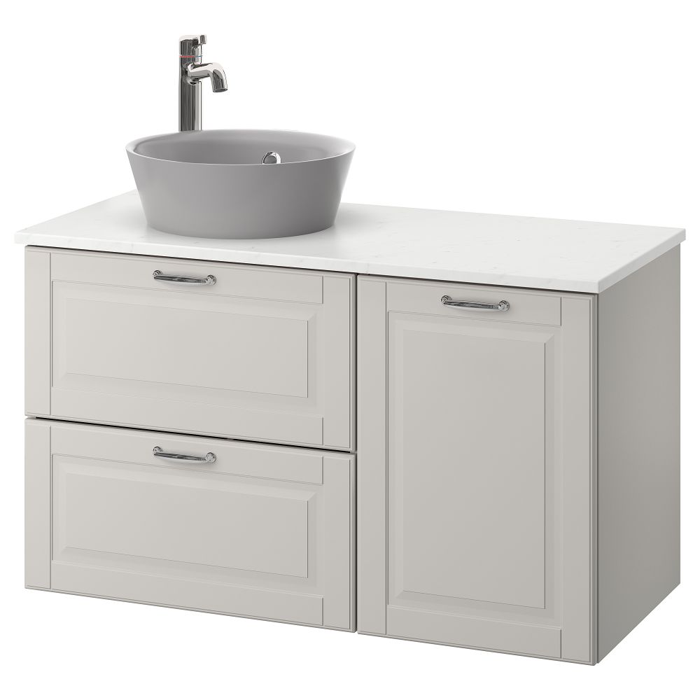 IKEA, вид спереди