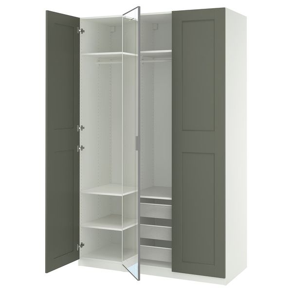 IKEA, вид спереди