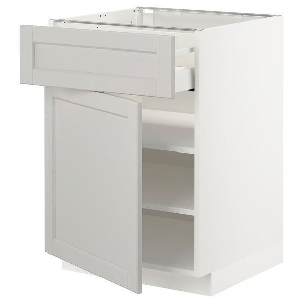 IKEA, вид спереди