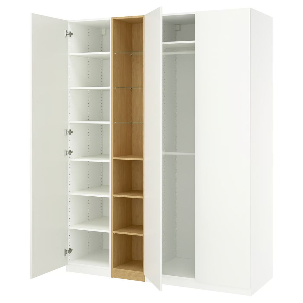 IKEA, вид спереди